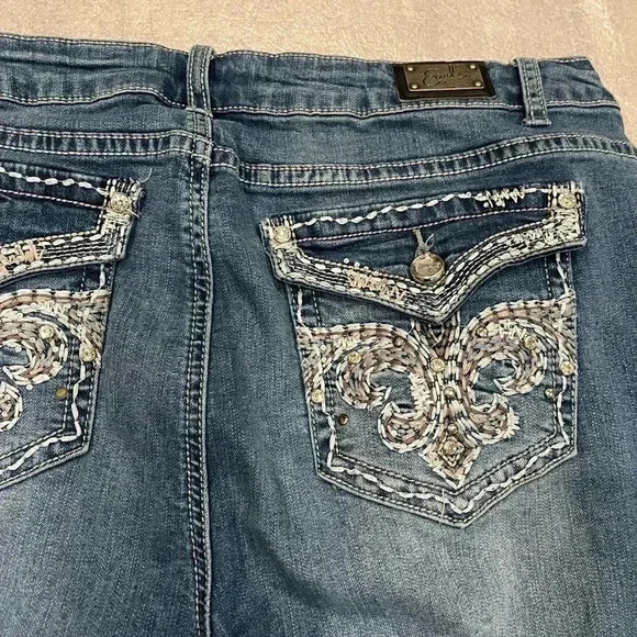 [16]  EARL JEANS Women's BOOT CUT Rhinestones Bling Blue Jeans Embroidered - Picture 7 of 8
